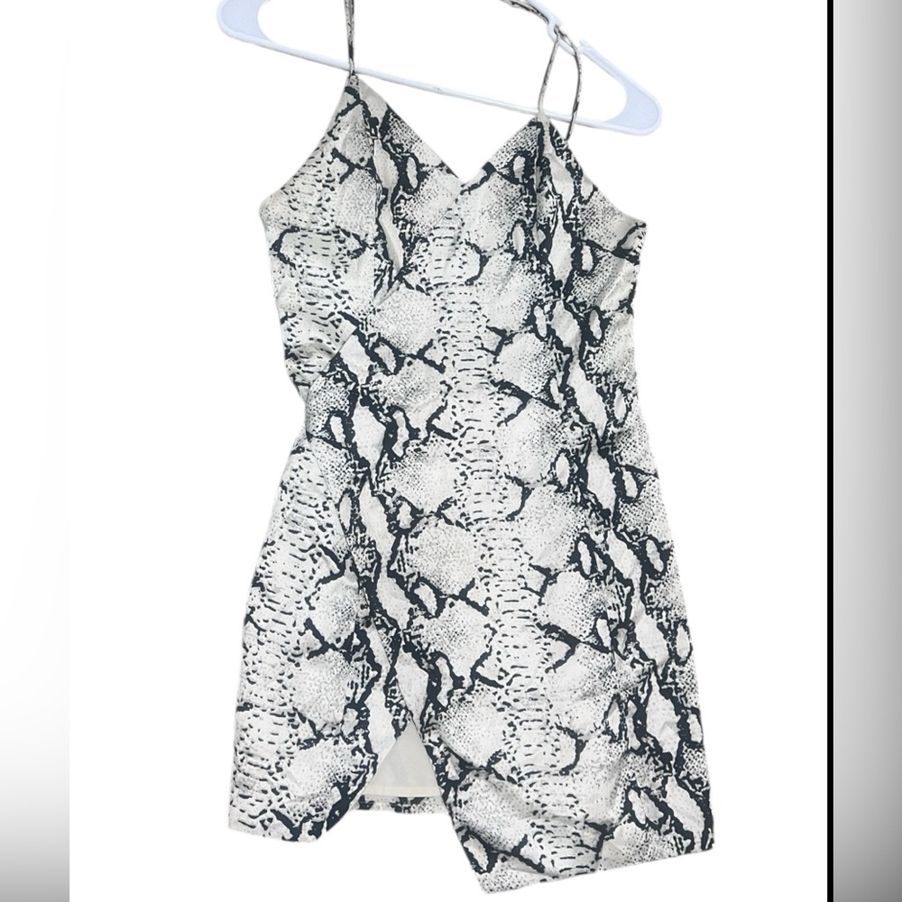 Superdown Luca Wrap Front Dress Snake Print Size S Mini Dress
